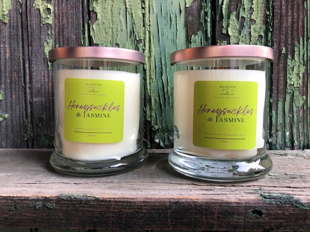 Our Honeysuckles & Jasmine soy candle is our wink to Spring time and the first blooms within a Spring garden. This is a simplistic, honey-sweet aroma of lemon, violet, honeysuckles, jasmine, fresh powder & wood. All candles are made with 100% soy wax. 