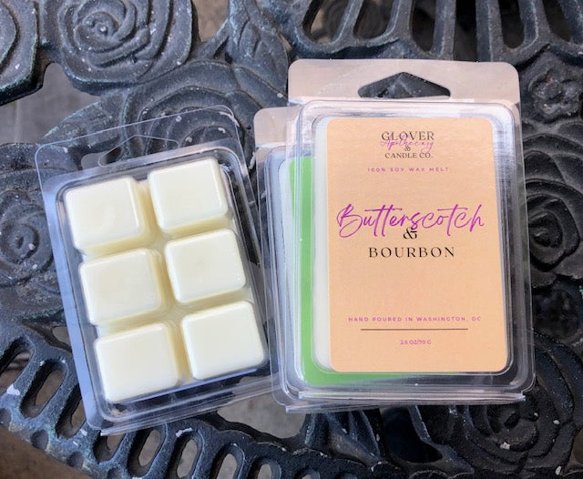 This sticky, sweet fragrance is a combination of peppercorn, butterscotch, cardamom, brown sugar, bourbon, oak and patchouli. 