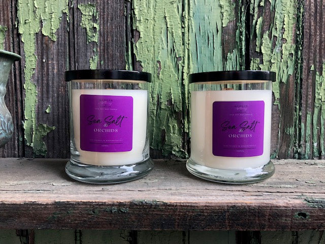 All of our candles and wax melts are made with 100% soy wax. 